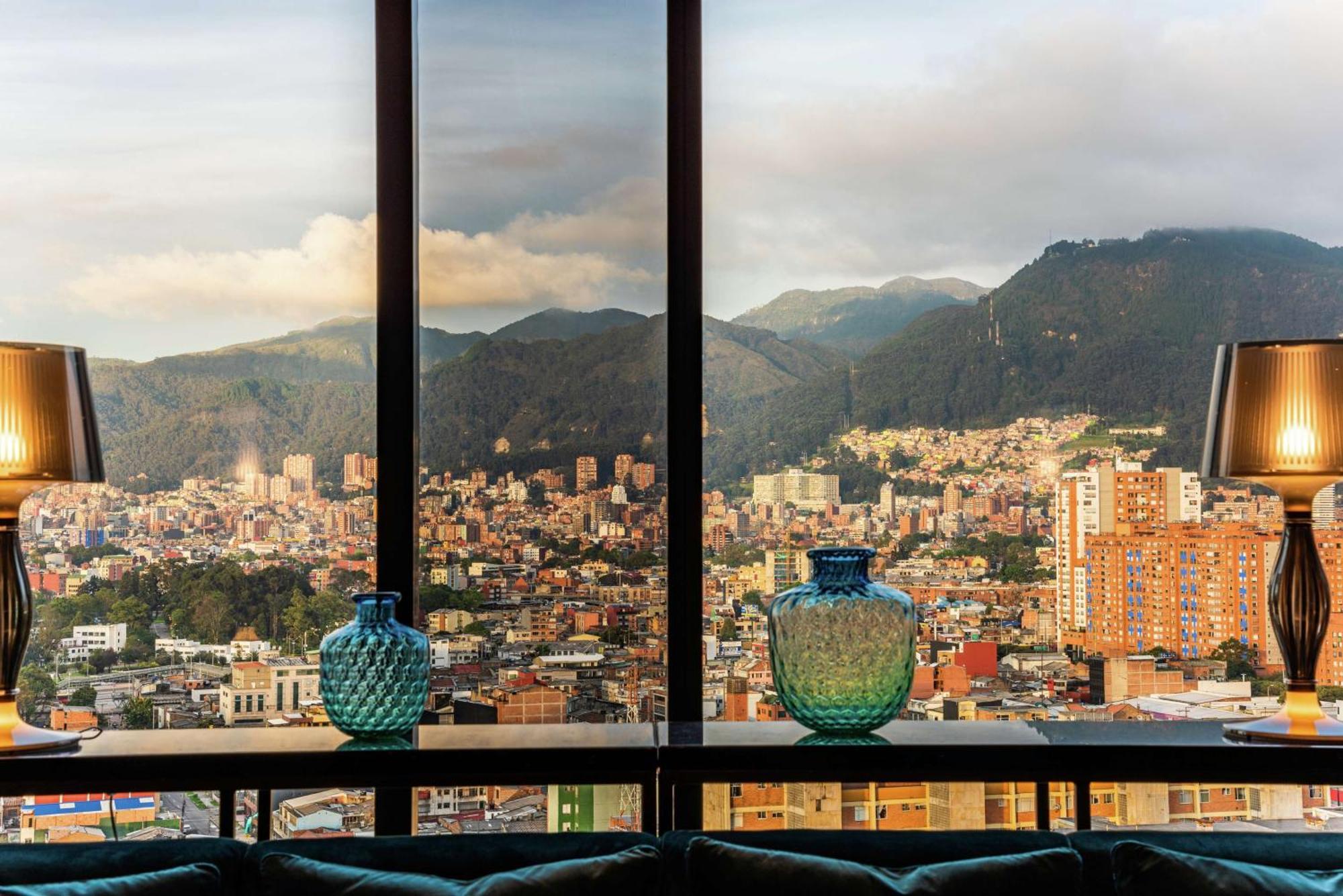 Hilton Bogota Corferias Hotell Exteriör bild